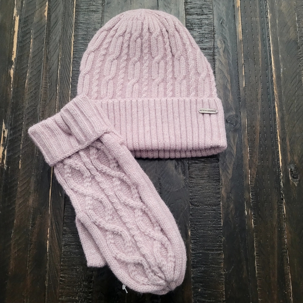 Steve Madden Knitted Beanie Glove Set Womens One Size